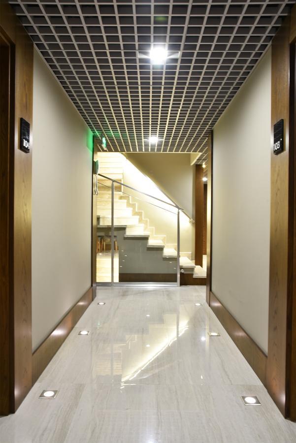 The Elegant Hotel Istanbul Exterior photo